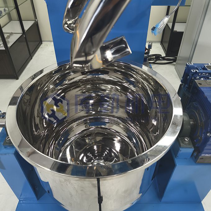 牛角式翻轉(zhuǎn)粉體攪拌機